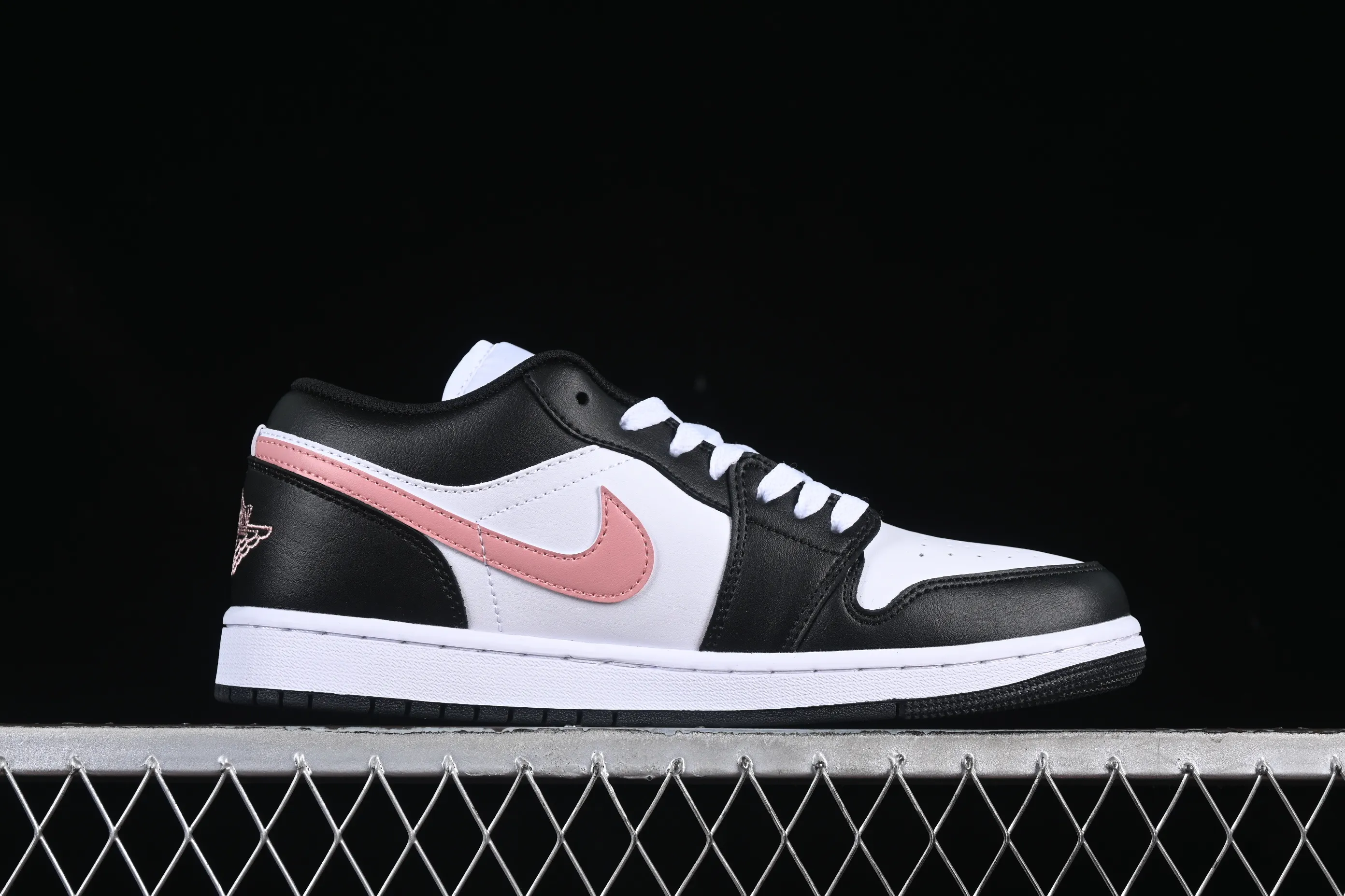 All categories Air Jordan Jordan series basketball shoes Air Jordan 1 Low Air Jordan 1 Low AJ1 Joe 1 black and white low-top cultural and leisure sports sneakers 553558-165